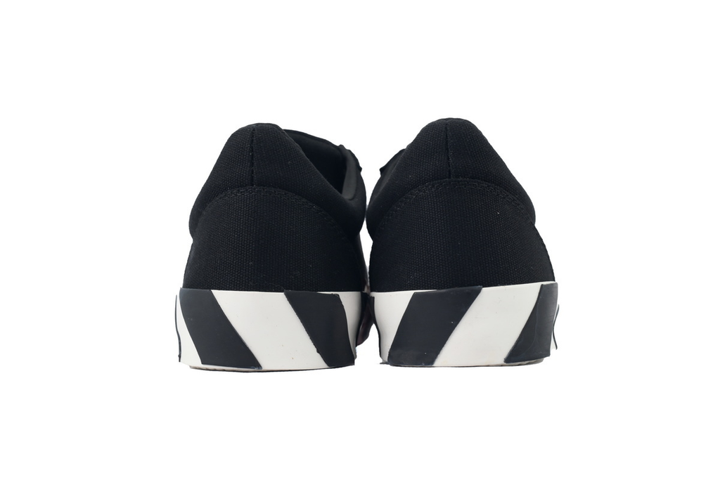 Off-White Vulc Low Top 'Black'