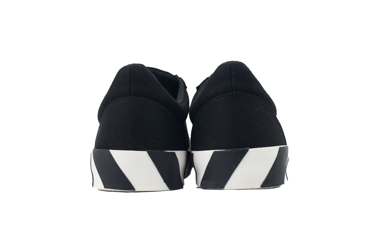 Off-White Vulc Low Top 'Black'