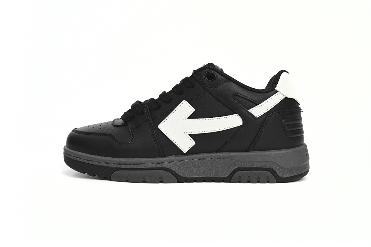 OFF-WHITE Out Of Black Skin And White Tail