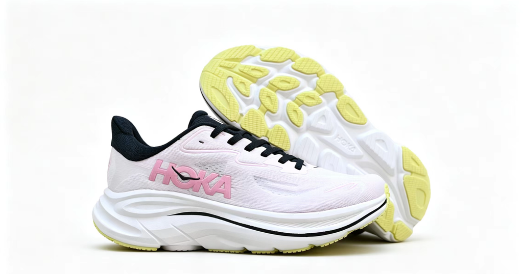 HOKA ONE ONE Clifton 10 – Lightweight Lavender & Black Runner