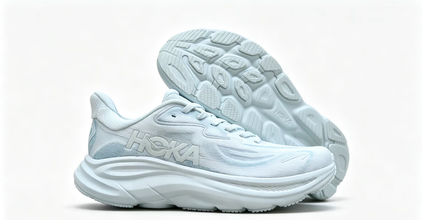 HOKA ONE ONE Clifton 10 – Lightweight Soft Blue Runner