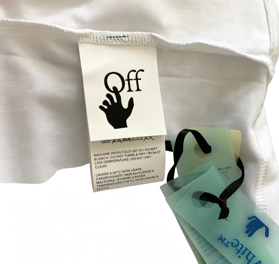 OFF-WHITE  T-Shirt