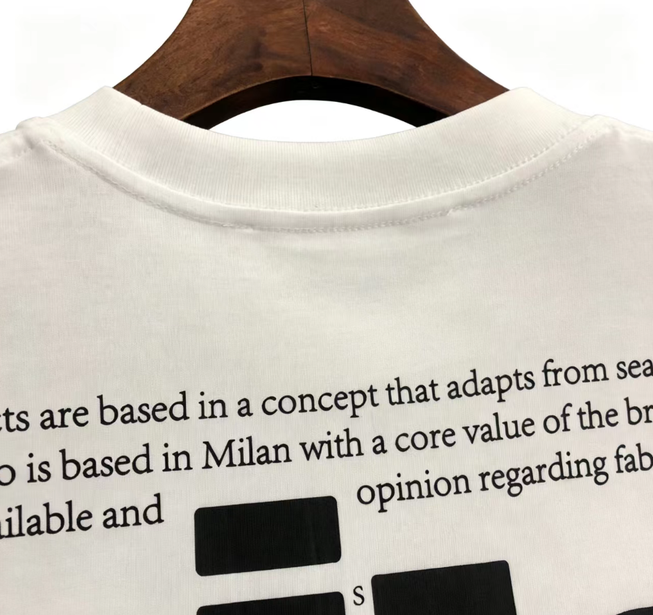 OFF-WHITE  T-Shirt
