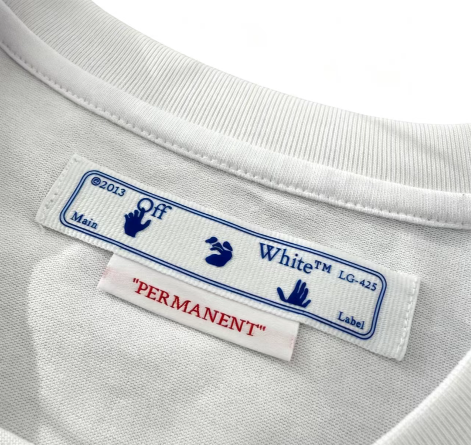 OFF-WHITE  T-Shirt