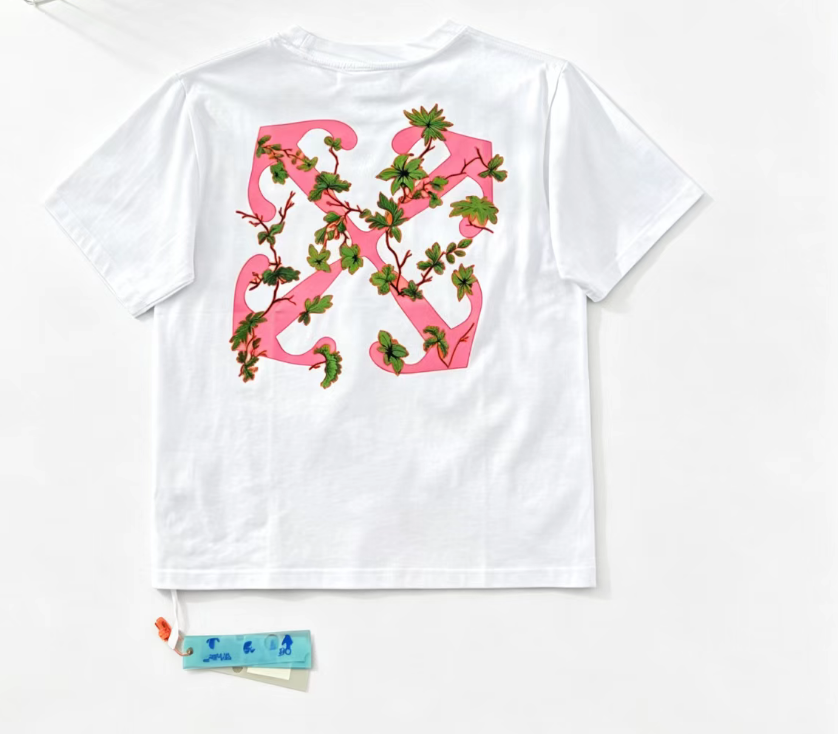 OFF-WHITE  T-Shirt
