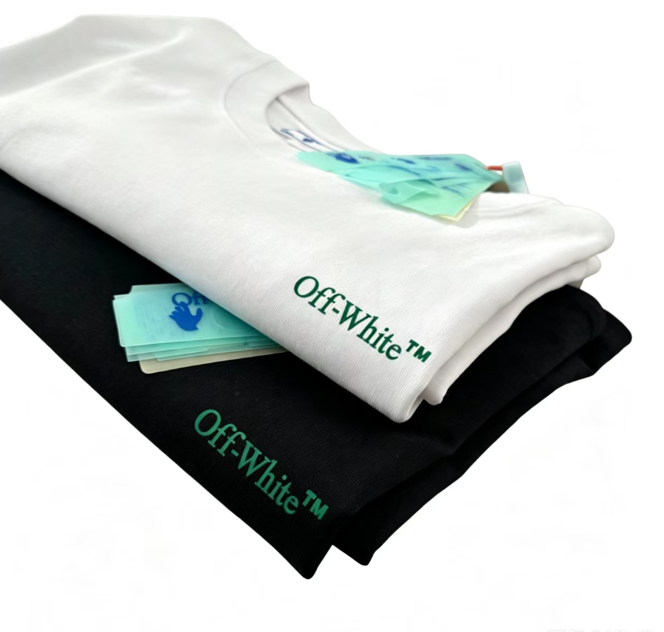 OFF-WHITE  T-Shirt