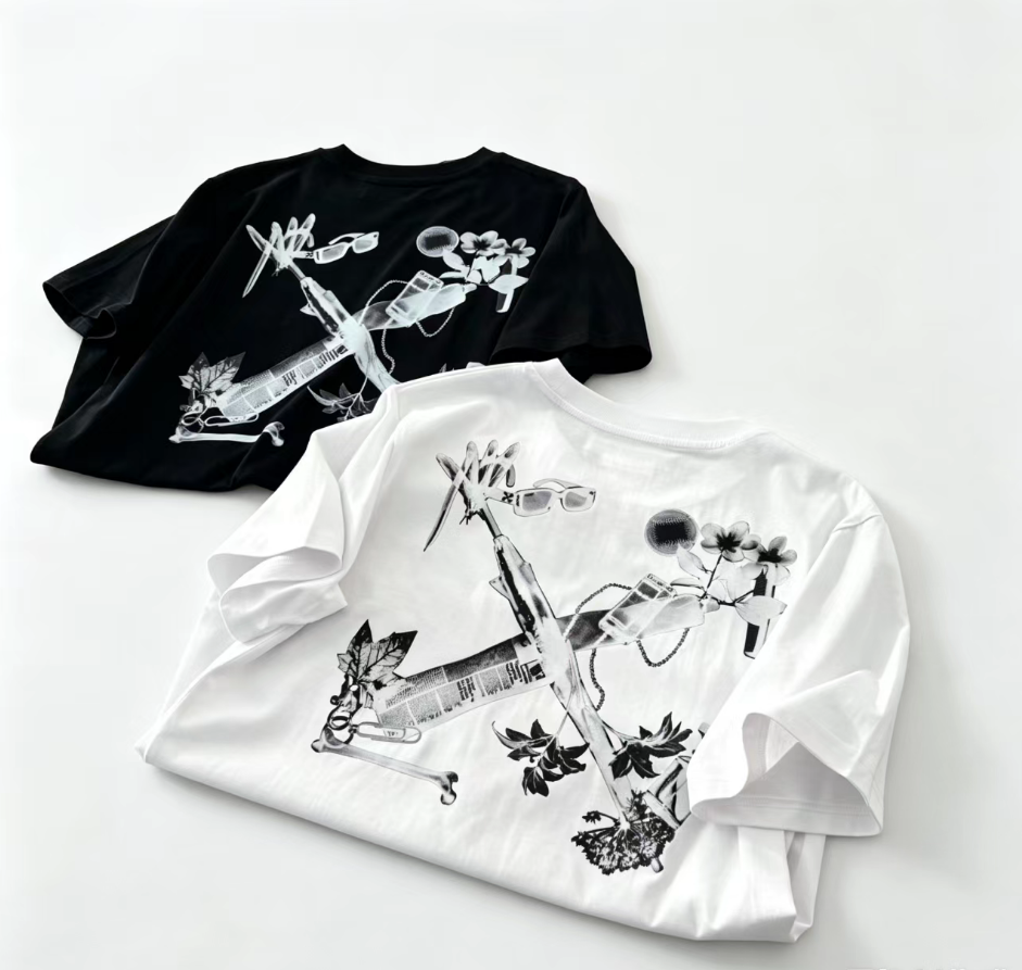 OFF-WHITE  T-Shirt