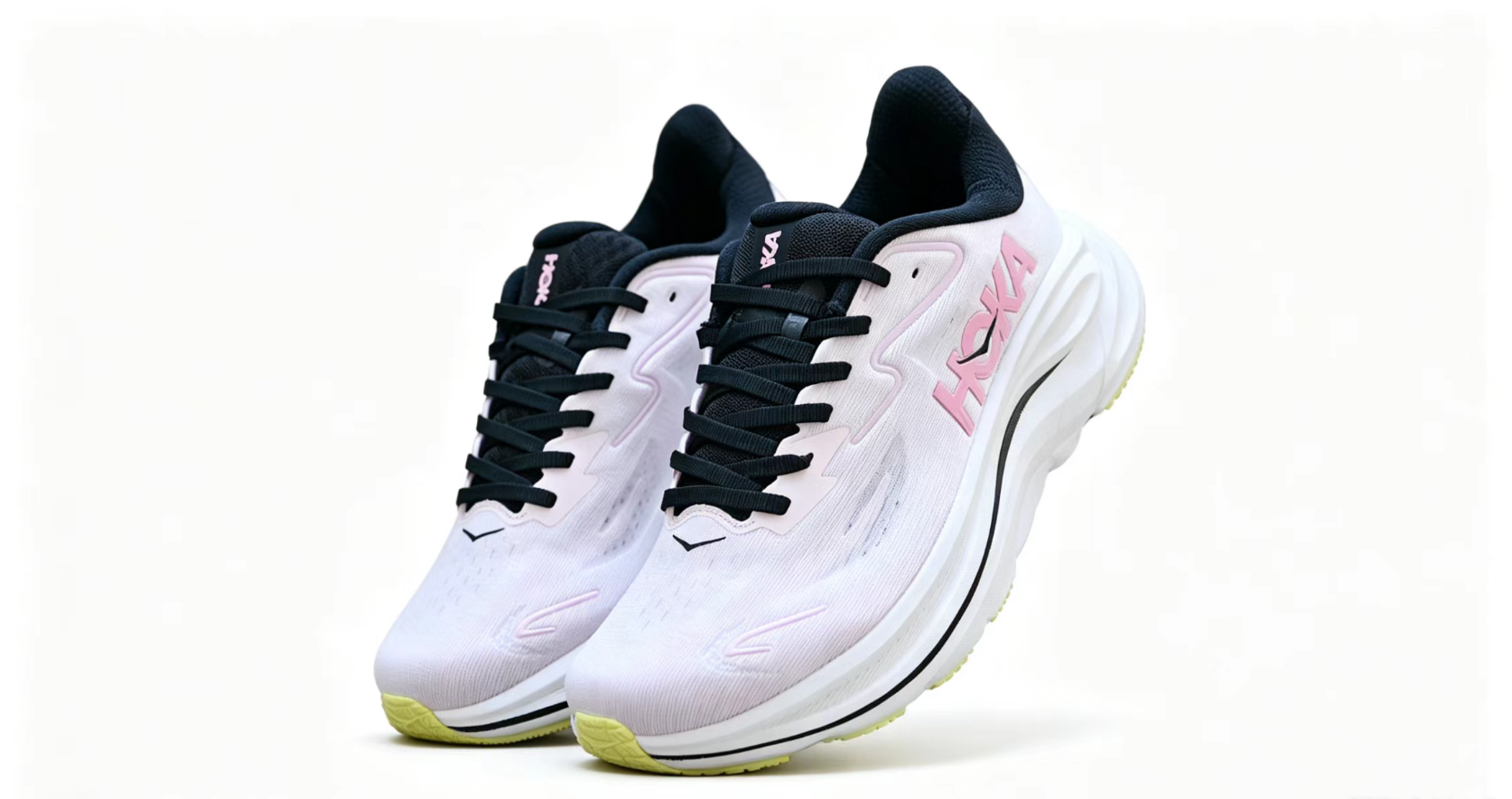 HOKA ONE ONE Clifton 10 – Lightweight Lavender & Black Runner